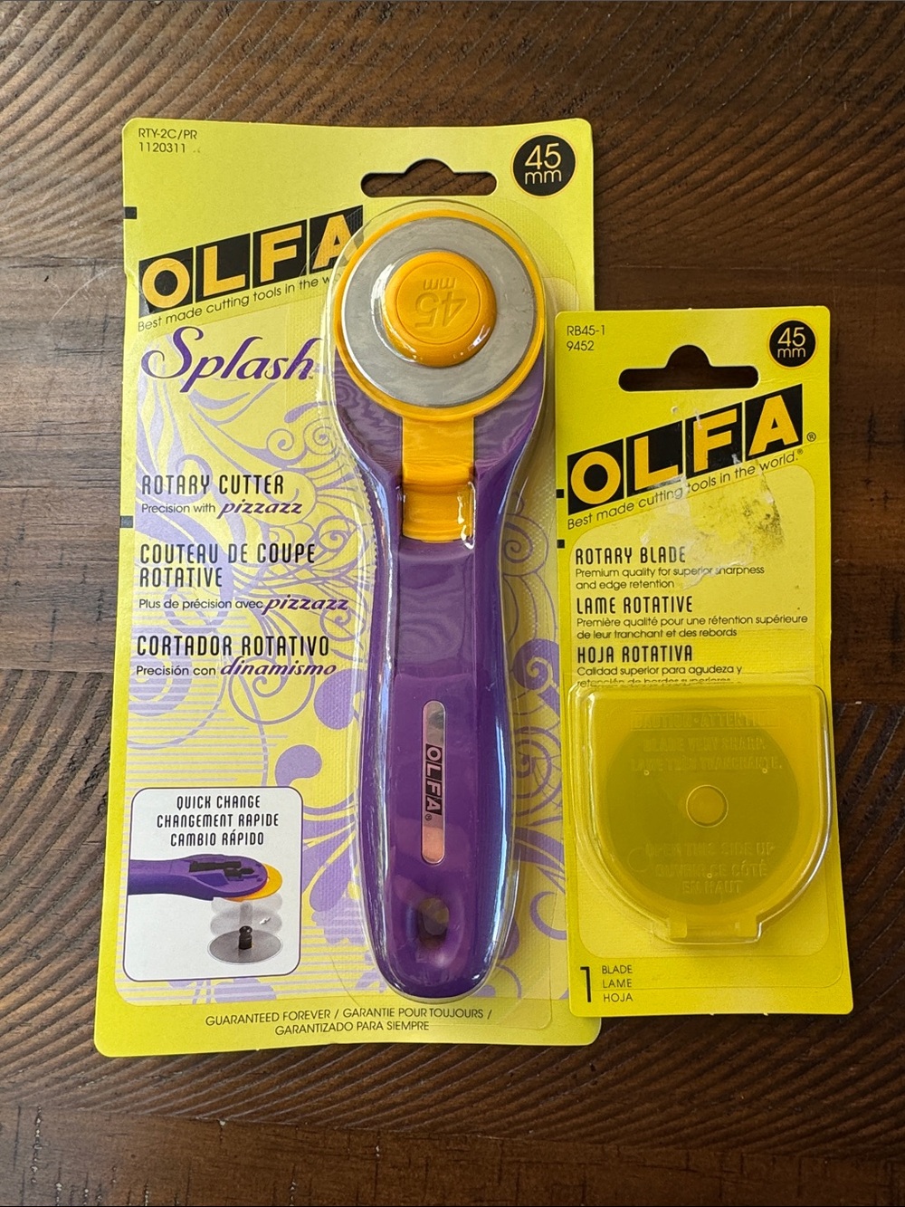 Olfa 45mm Rotary Cutter with Replacement Blade